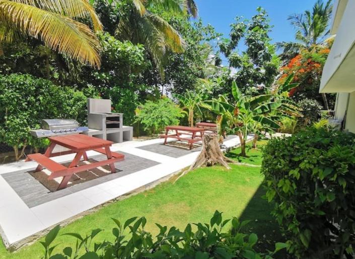 Caribbean Studios Tropicana With Pool - Playa Los Corales Punta Cana Exterior photo